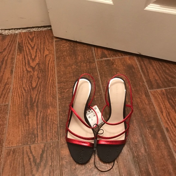 ZARA Python Sandals - Picture 2 of 3